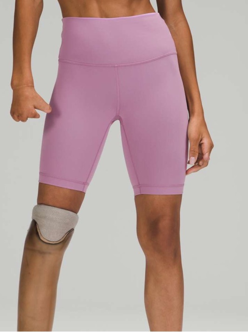 Lululemon Wunder Train High Rise Shorts 8” Size 18 lilac lavender